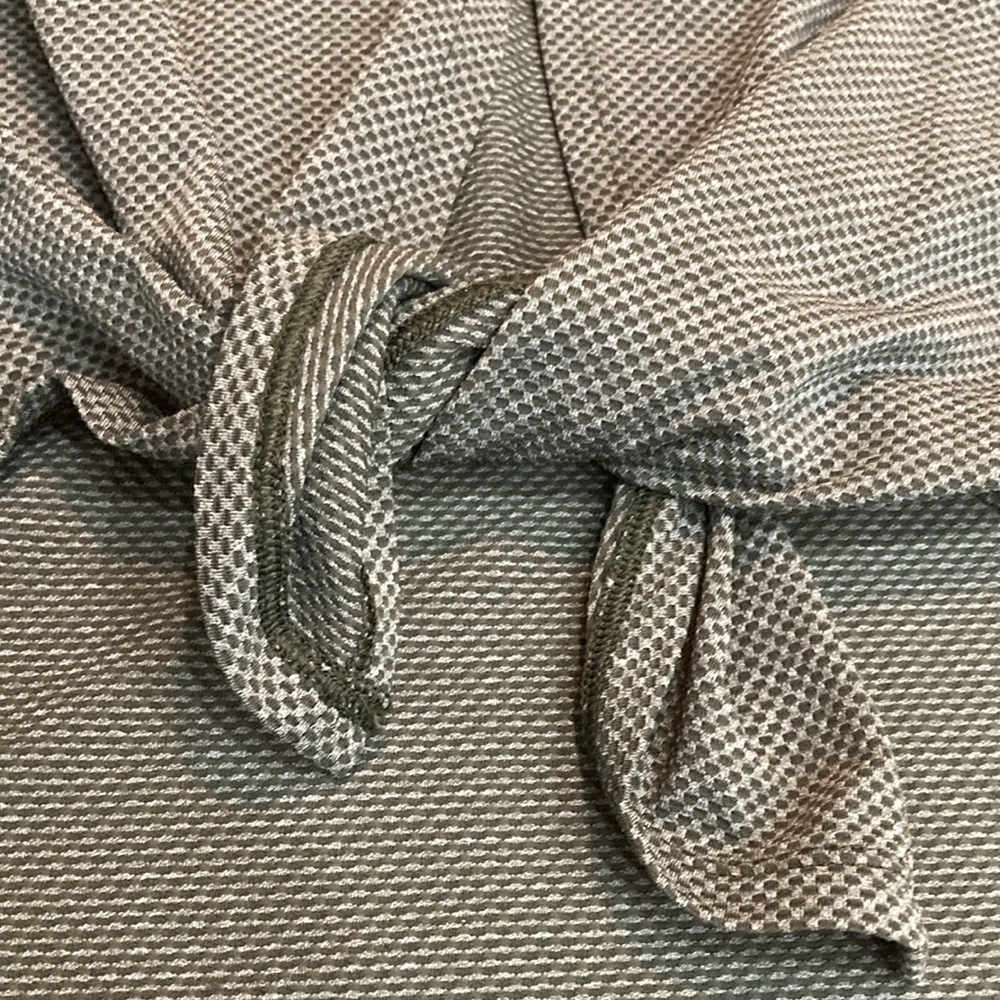 Lululemon Split Back Tee - image 7